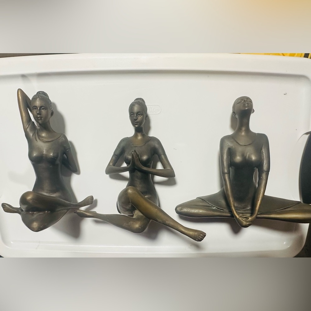 Bronze-Tone Yoga Figurine Set — Elegant Home Art Sculptures - 3